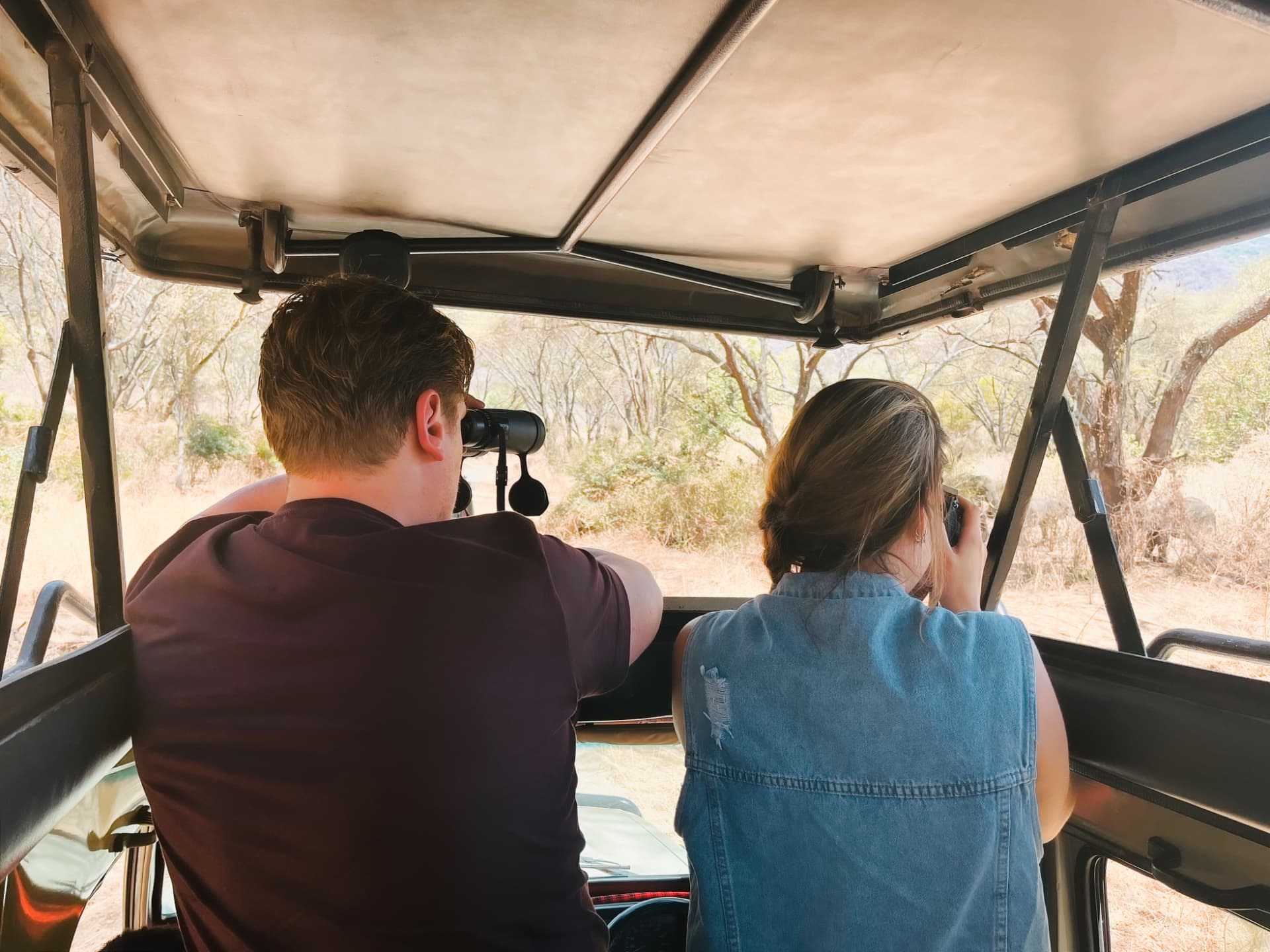 Jaap and Renee spotting elephants