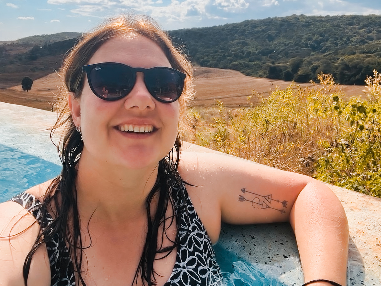 Leonie at the pool edge